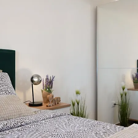 Apartment Nella With Sea Wiew Zadar